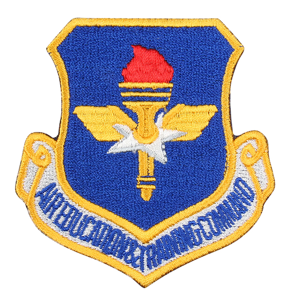 【ネコポス便対応】実物 新品 米軍AIR EDUCATION&TRAINING COMMAND パッチ 米軍放出品 ワッペン【キャンペーン対象外】【T】ミリタリー