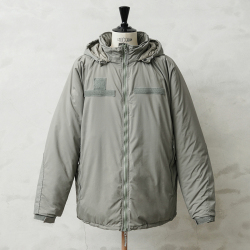 TENNIER INDUSTRIES社製 米軍 ECWCS GEN III LEVEL 7 ジャケット Climashield APEX MADE IN USA【キャンペーン対象外】【I】