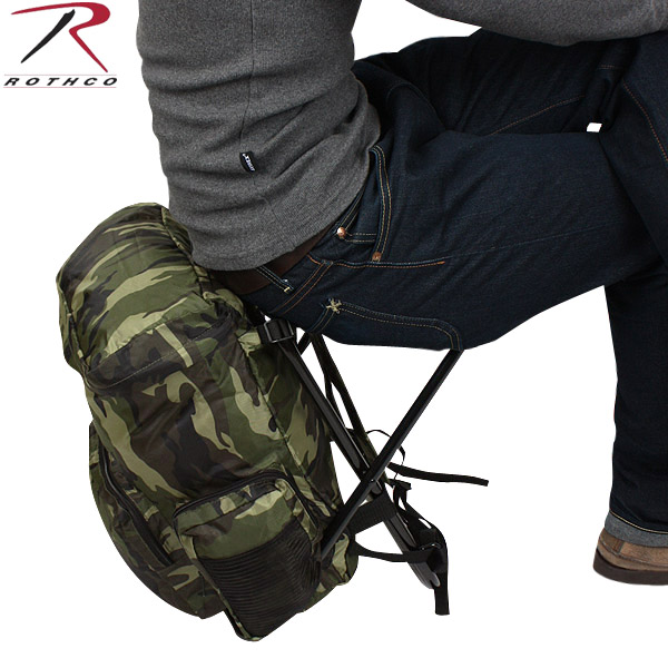 ★カートで割引対象品★ROTHCO ロスコ Backpack & Stool Combination ウッドランド迷彩 4548【T】