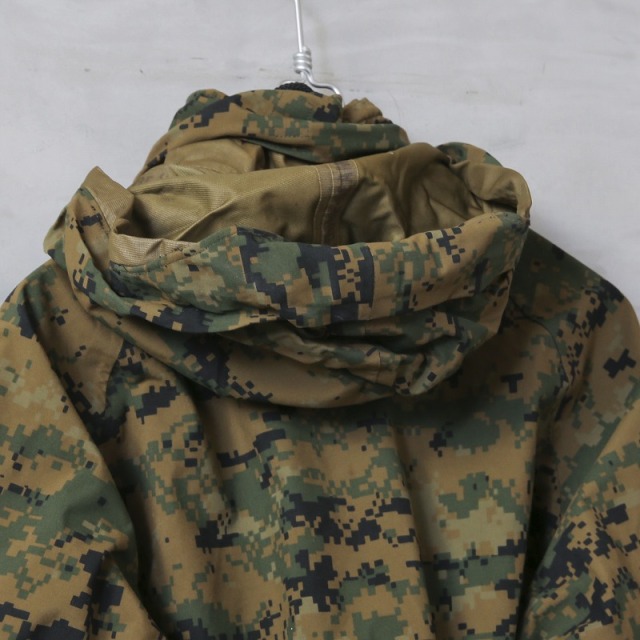 実物 USED 米軍 USMC ECWCS WATER PROOF PARKA WOODLAND MARPAT【00725】