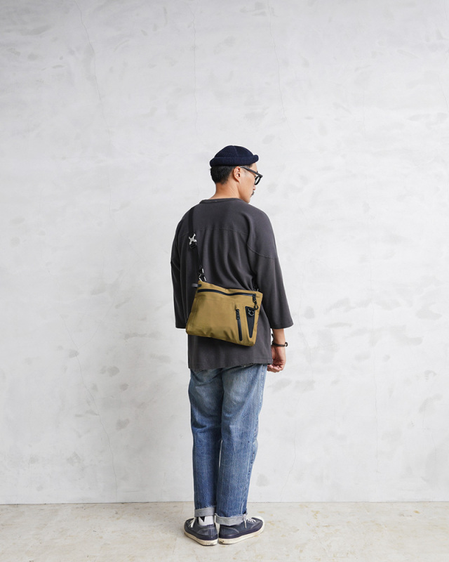 AS2OV アッソブ 141603 WATER PROOF CORDURA 305D SACOCHE