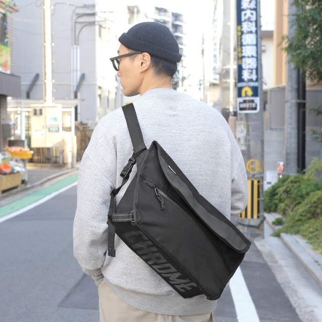 CHROME クローム BG332 SIMPLE MESSENGER BAG MD シンプル メッセンジャーバッグ ミドルサイズ【T】