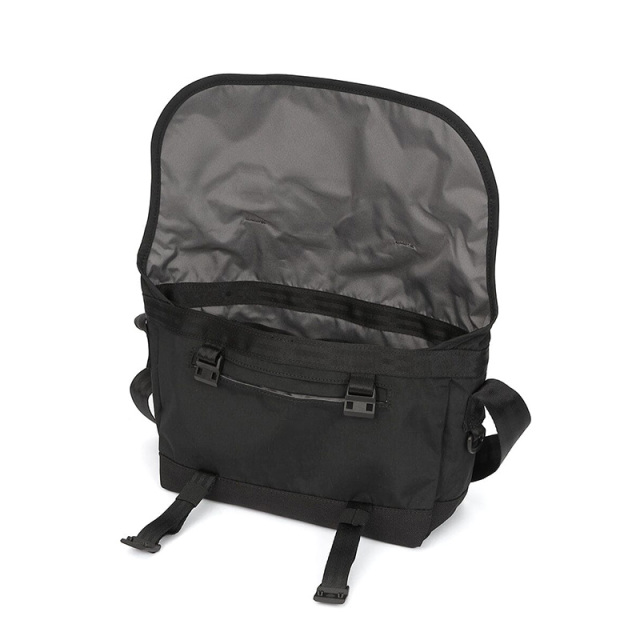 【 】CKJ フラップメッセンジャーバッグ★送料無料★ CHROME クローム JP-242 COURIER FLAP MSNGR 6L クーリエ