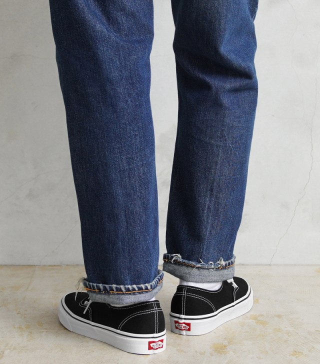 VANS ヴァンズ VN000EE3BLK AUTHENTIC スニーカー USA企画 VANS ヴァンズ VN000EE3BLK AUTHENTIC スニーカー USA企画