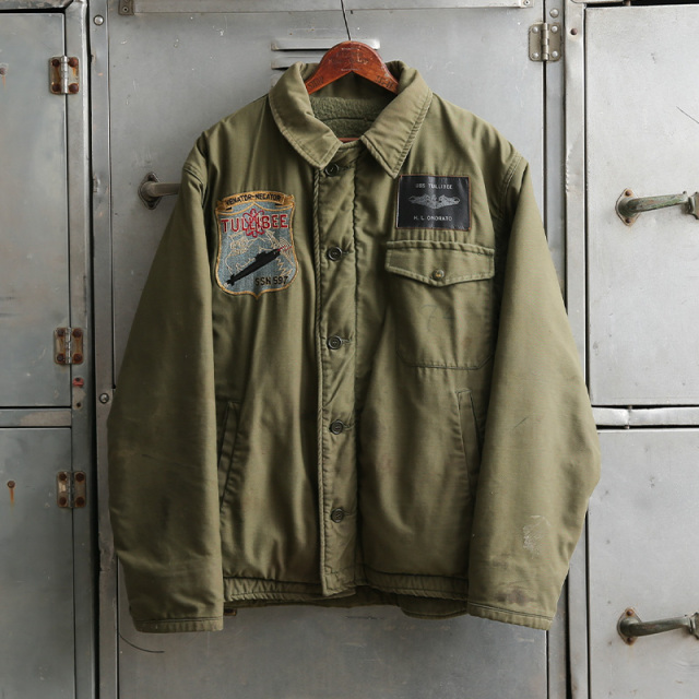 1960s U.S. NAVY A-2 デッキジャケット 初期型 三角フラップ  USS TULLIBEE SSN 597 Paych and Stencil about LARGEサイズ【T】【キャンペーン対象外】