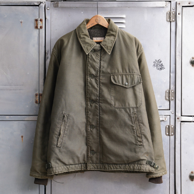 1960s U.S. NAVY A-2 デッキジャケット 初期型 三角フラップ LARGE【T】【キャンペーン対象外】