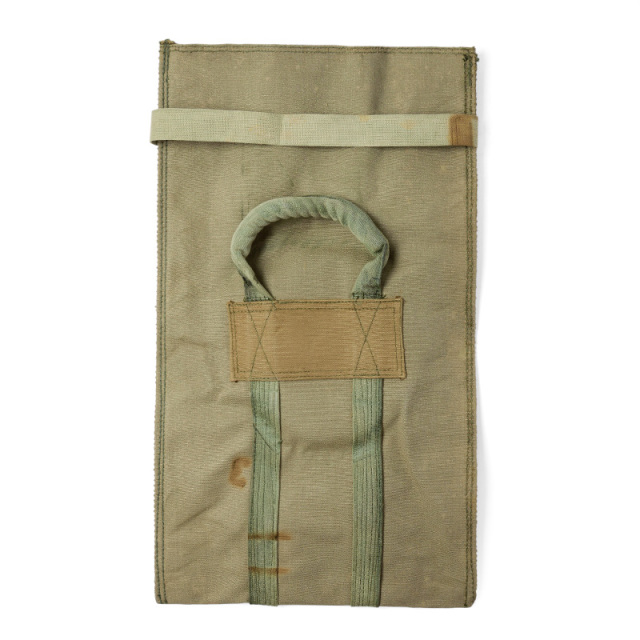 お買い得品　米陸軍仕様　迷彩柄トーマストランスポートパック　緊急対応バッグ 米軍 WWII BAILEY TRANSPORT BAG トランスポートバッグ 米軍放