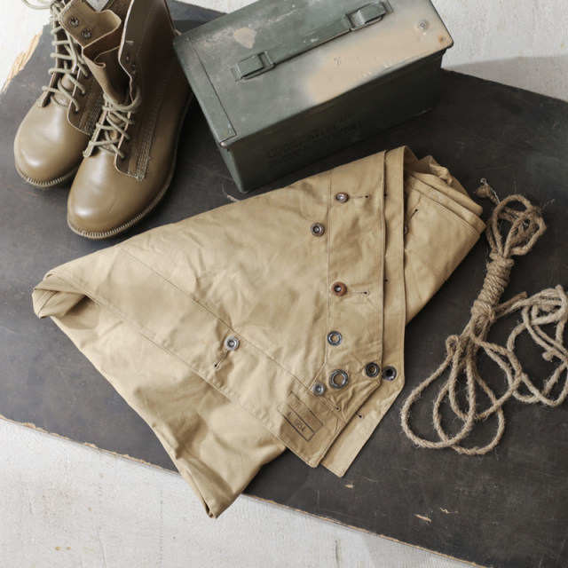 実物 新品 デッドストック フランス軍 テントシェル トライアングル【キャンペーン対象外】【I】ミリタリー