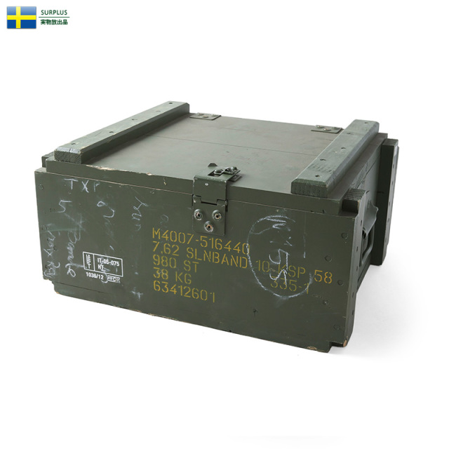 ☆今だけ15%OFF☆実物 USED スウェーデン軍 アミニッション ウッドボックス メタルハンドル 軍放出品 ミリタリー【キャンペーン対象外】【T】