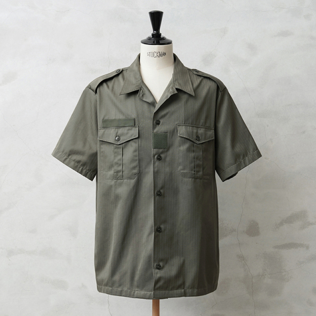 実物 新品 デッドストック フランス軍 ヘリンボーンツイル（HBT）チャドシャツ オリーブ【キャンペーン対象外】【I】ミリタリー