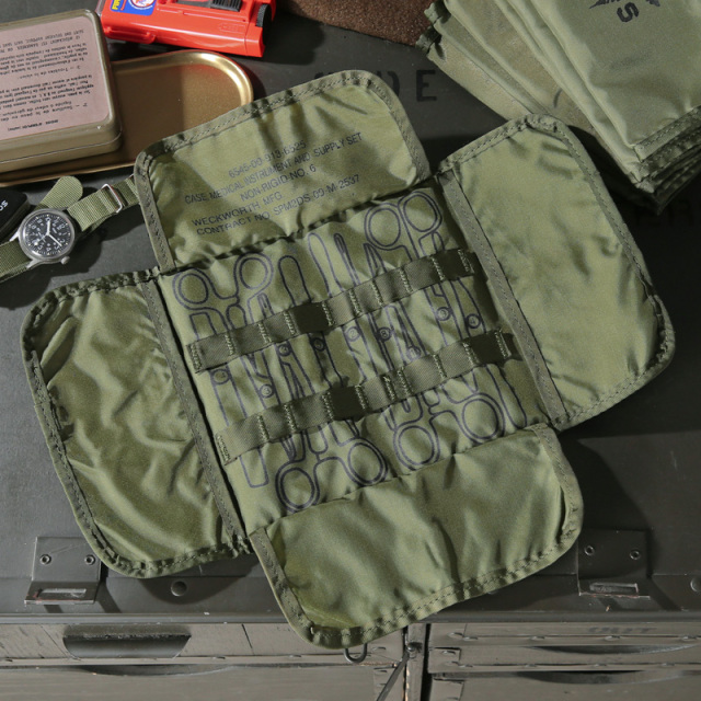 実物 新品 デッドストック 米軍 SURGICAL KIT POUCH 実物 新品 デッドストック 米軍 SURGICAL KIT POUCH