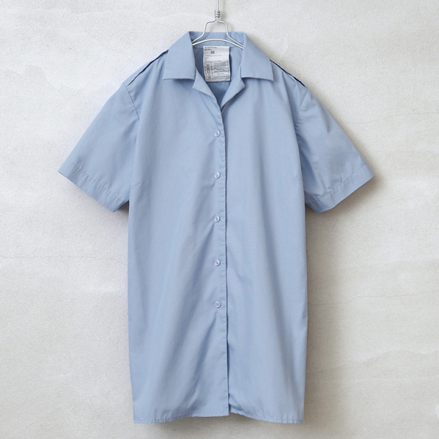 ☆今だけ15%OFF☆実物 USED イギリス軍 レディース ROYAL AIR FORCE（RAF）ショートスリーブ ワーキング ドレスシャツ オープンカラー ペールブルー【キャンペーン対象外】【I】ミリタリー
