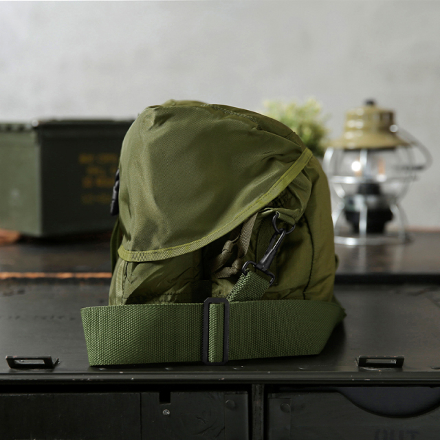 実物 新品 デッドストック 米軍 GP Medic BAG 3セクション ショルダー  