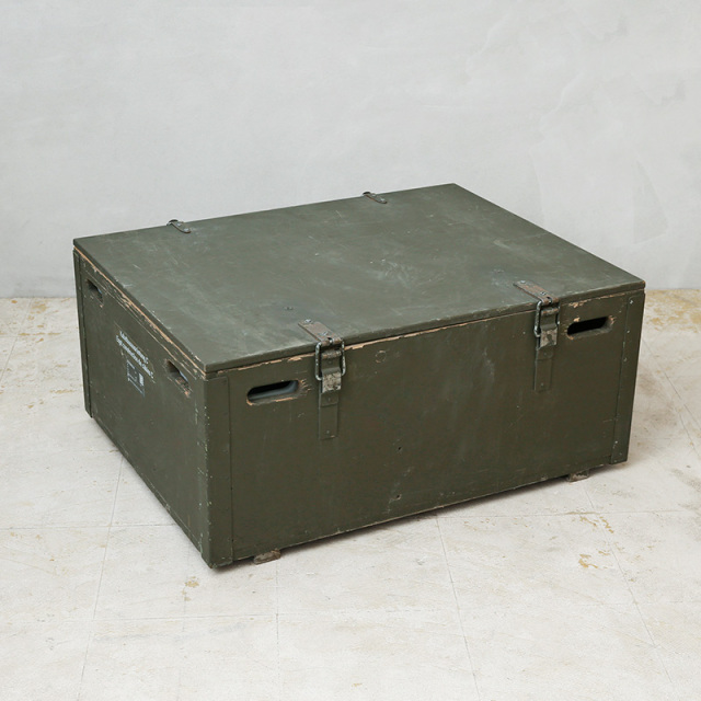ファッション 実物 コンディションB ミリタリーボックス ウッド スイス軍 USED その他
