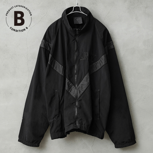 実物 USED 米軍 U.S.ARMY IPFU フィットネスジャケット DEEP BLACK染め  