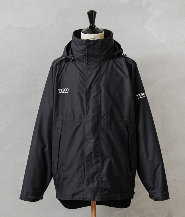 実物 イギリス TESCO テスコ ソフトシェル パーカー バックプリントあり 実物 USED イギリス TESCO テスコ ソフトシェル パーカー バック