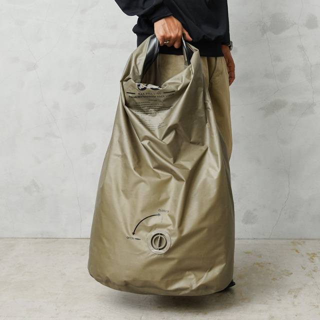 実物 新品 デッドストック 米軍 VINYL TECHNOLOGY社製 MOLLE WATERPROOF パック ライナー ドライバッグ【キャンペーン対象外】【I】ミリタリー