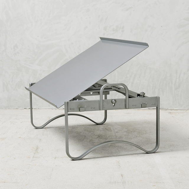 実物 新品 デッドストック 米軍 ヴィンテージ メディカル ラップトレイ / ポータブルテーブル［北海道沖縄離島配送不可］【K】【キャンペーン対象外】【I】 ミリタリー