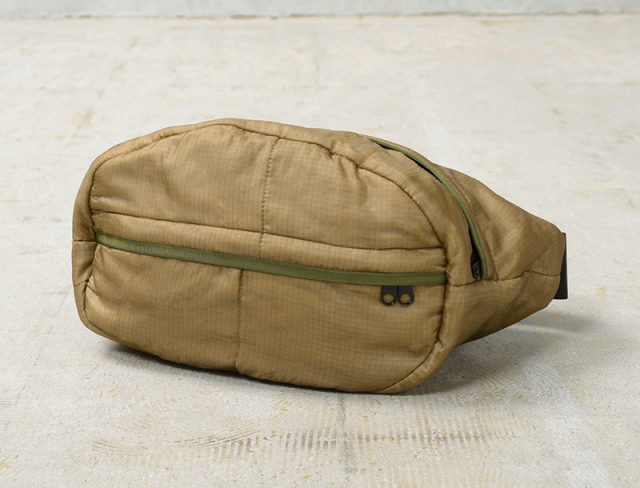WAIPER.inc 実物 米軍 ポンチョライナー リメイク ボディバッグ