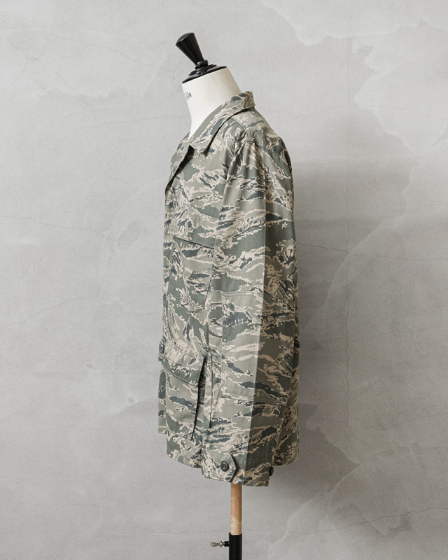 【米軍実物】02年会計 USAF アメリカ空軍 ユーティリティジャケット 短丈 実物 USED 米空軍 U.S.A.F ABU ユーティリティ ジャケット