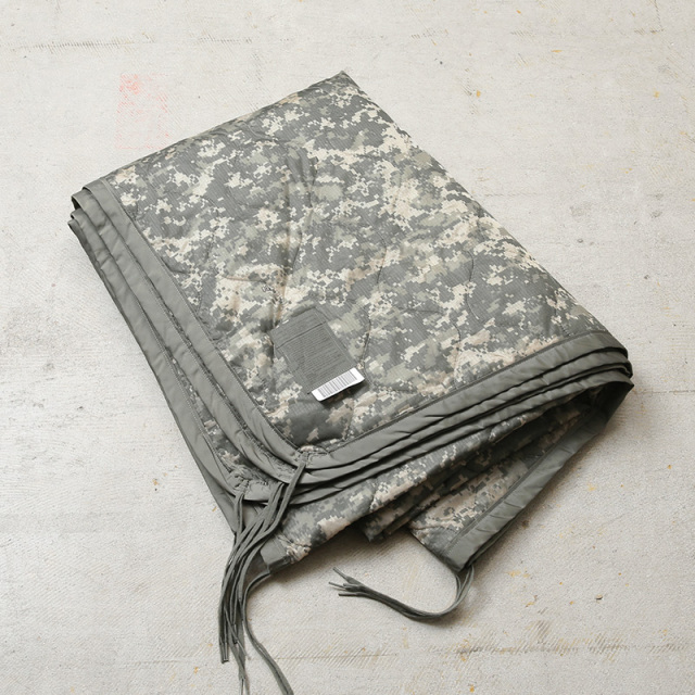 実物 USED 米軍 ポンチョライナー ACU（UCP）【キャンペーン対象外】【I】ミリタリー