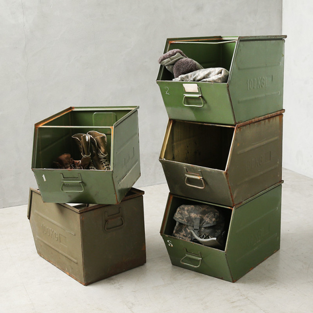 実物 USED チェコ軍 ビンテージ スチール ストレージボックス / ストッカー［北海道沖縄離島配送不可］【K】【キャンペーン対象外】【I】
