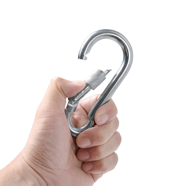 ★カートで割引対象品★【ネコポス便対応】新品 ラージ Dリング ロック付き カラビナ シルバー ミリタリー【T】