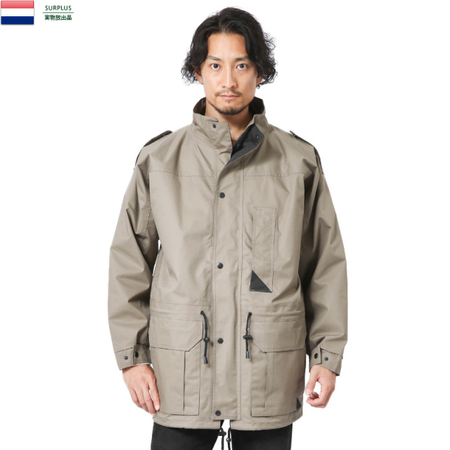 実物 新品 オランダ軍 キルティングライナー付き フィールドジャケット KHAKI 軍放出品 ミリタリーファッション 軍服【キャンペーン対象外】【I】