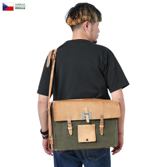 チェコ軍 ヴィンテージ パイオニア キャンバス＆レザー ショルダー  