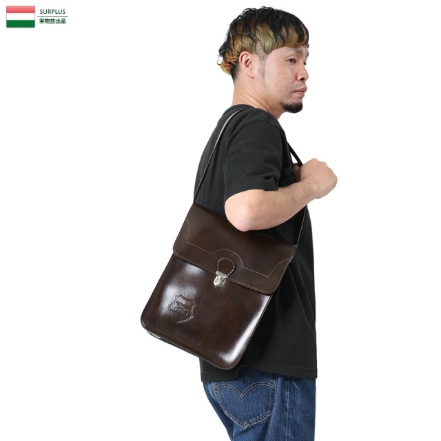 ☆今だけ15%OFF☆実物 新品 ハンガリー軍 PVCレザー ドキュメント ショルダーバッグ【キャンペーン対象外】【T】ミリタリー