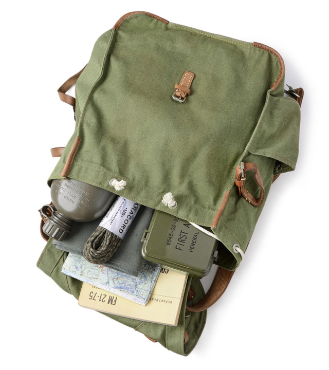 ルーマニア軍バック　たつおさん専用 wai-20093011-09.jpg
