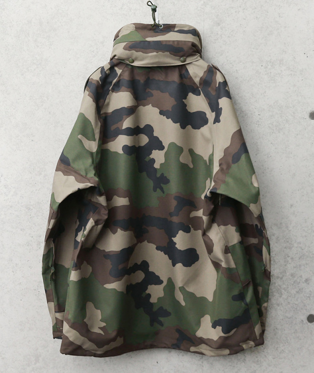 デッドストック フランス軍 CCE CAMO WATERPROOF フィールドパーカ