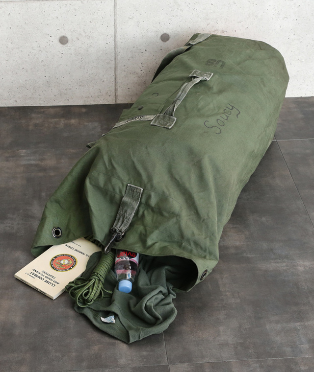 美品 米軍実物 ナイロン素材 ダッフルバッグ ① 円高 ARMY