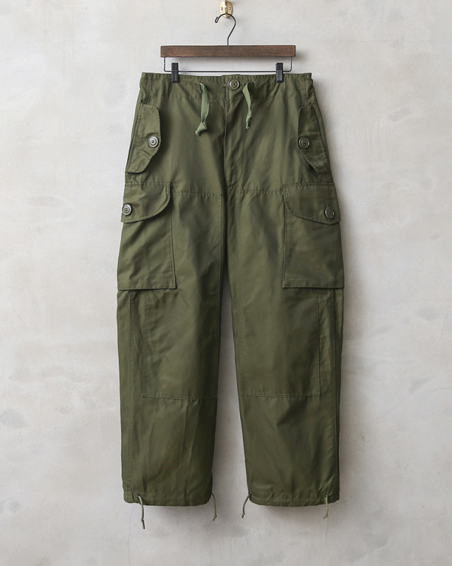 リジェクト 訳あり品 実物 USED カナダ軍 ECW WINDPROOF