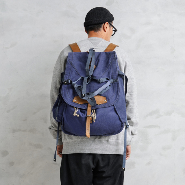 実物 新品 デッドストック ルーマニア軍 VINTAGE マウンテン バックパック ブルー ナイロンストラップ【キャンペーン対象外】【I】ミリタリーファッション 軍服