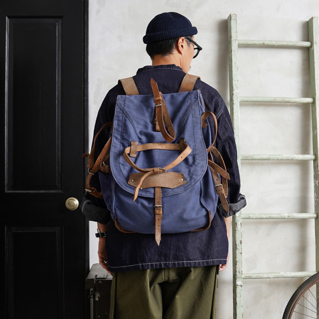 実物 USED ルーマニア軍 VINTAGE マウンテン バックパック ブルー レザーストラップ【キャンペーン対象外】【T】ミリタリーファッション 軍服