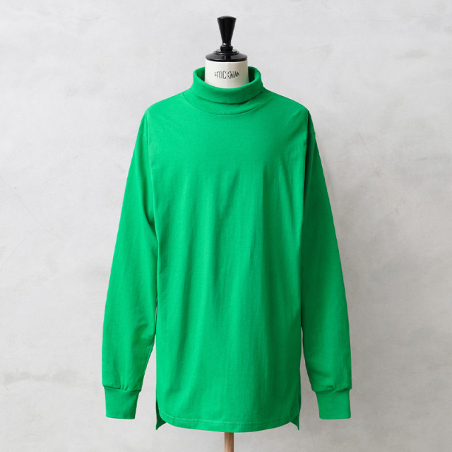 実物 新品 デッドストック 米軍 U.S.NAVY FLIGHT DECK CREWMAN’S タートルネック L/S Tシャツ グリーン【キャンペーン対象外】【I】ミリタリー