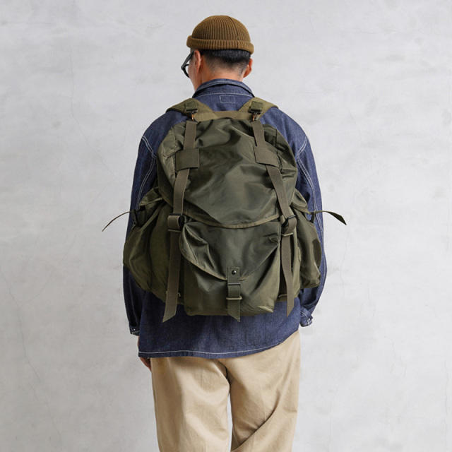 実物 USED オーストリア軍 WATER REPELLENT バックパック【キャンペーン対象外】【I】ミリタリー