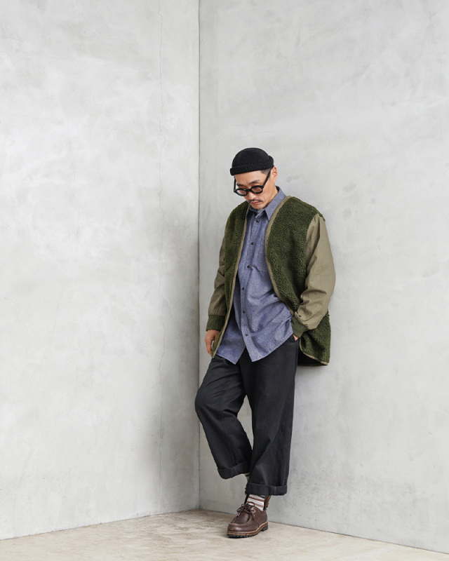 実物 新品 デッドストック オランダ軍 ボアライナー OLIVE 