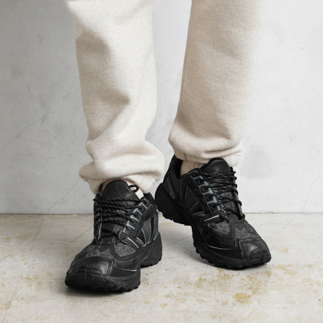 ☆今だけ15%OFF☆実物 USED ドイツ軍 トレーニングシューズ #3【キャンペーン対象外】【I】ミリタリー
