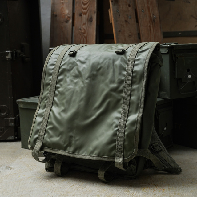 実物 新品 デッドストック フランス軍 F-1 デイパック【キャンペーン対象外】【I】ミリタリー