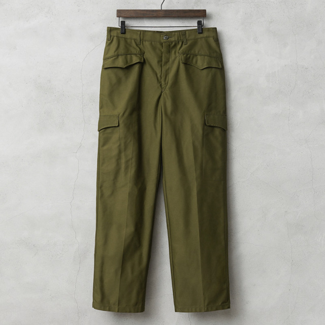☆今だけ15%OFF☆実物 新品 デッドストック ノルウェー軍 フィールド カーゴパンツ【キャンペーン対象外】【I】ミリタリー