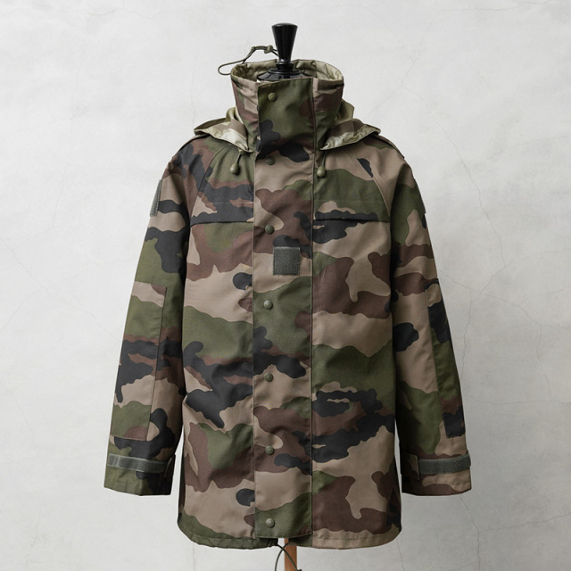 実物 新品 デッドストック フランス軍 CCE CAMO WATERPROOF フィールドパーカ 2ポケット【キャンペーン対象外】【I】ミリタリー