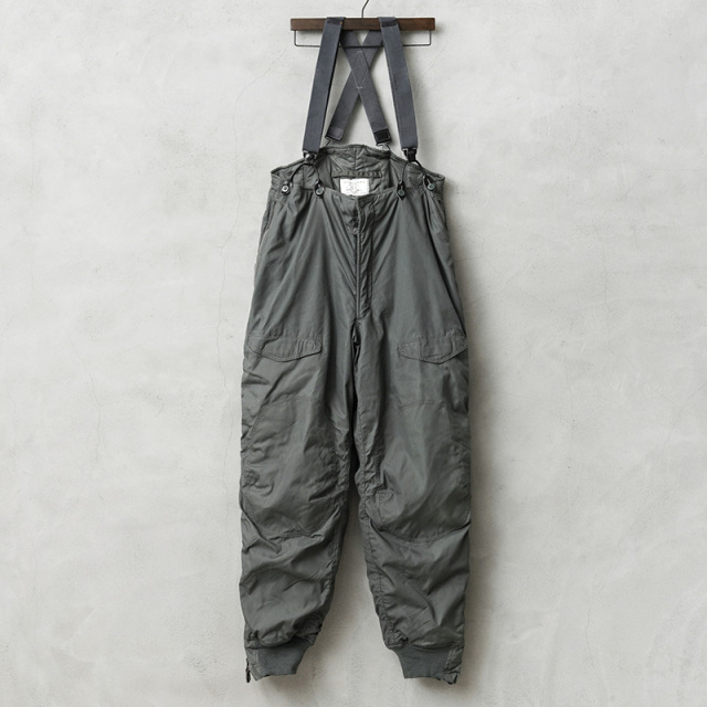 実物 新品 デッドストック 米軍 U.S.A.F. F-1B フライトパンツ サスペンダー付き【キャンペーン対象外】【I】ミリタリー