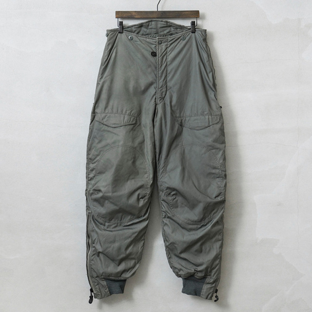 ☆今だけ15%OFF☆実物 新品 デッドストック 米軍 U.S.A.F. F-1B フライトパンツ サスペンダーなし【キャンペーン対象外】【I】ミリタリー