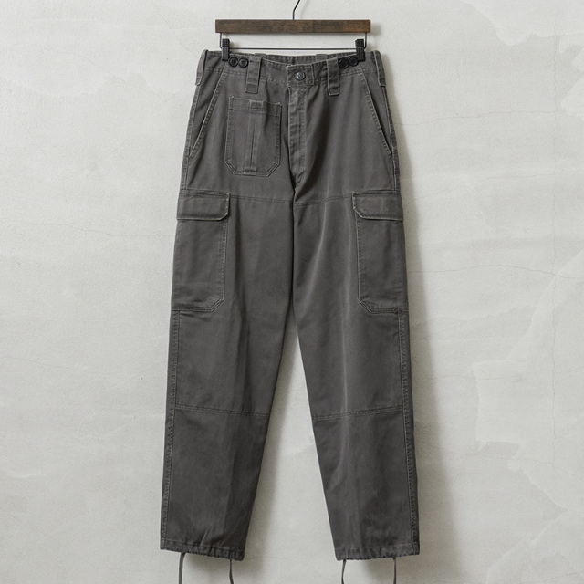 実物 USED デンマーク軍 M-71 ダブルニー コンバット カーゴパンツ ベルトループ付き 後期型【キャンペーン対象外】【I】 ミリタリー