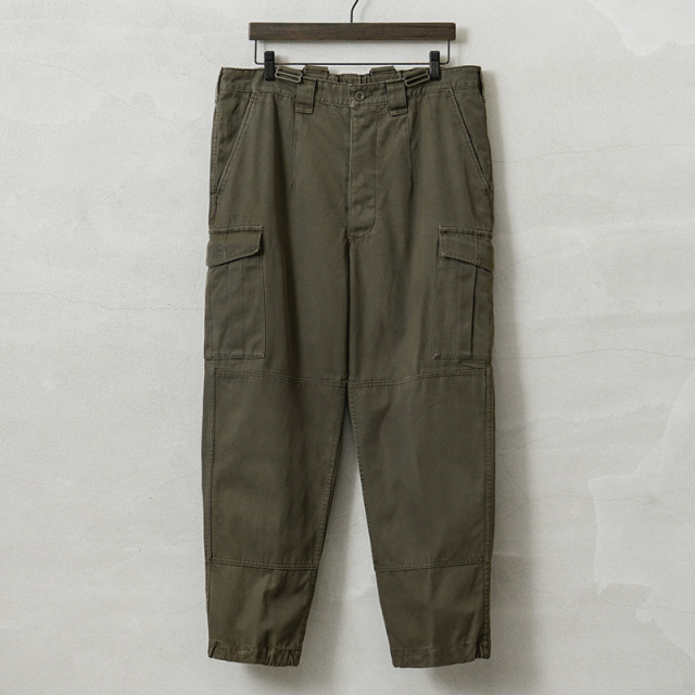 実物 USED オーストリア軍 ダブルニー カーゴパンツ サスペンダーなし【キャンペーン対象外】【I】ミリタリー