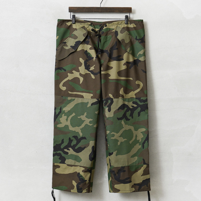 実物 新品 デッドストック 米軍 ECWCS Gen1 GORE-TEX パンツ WOODLAND CAMO フラップ付き【キャンペーン対象外】【I】