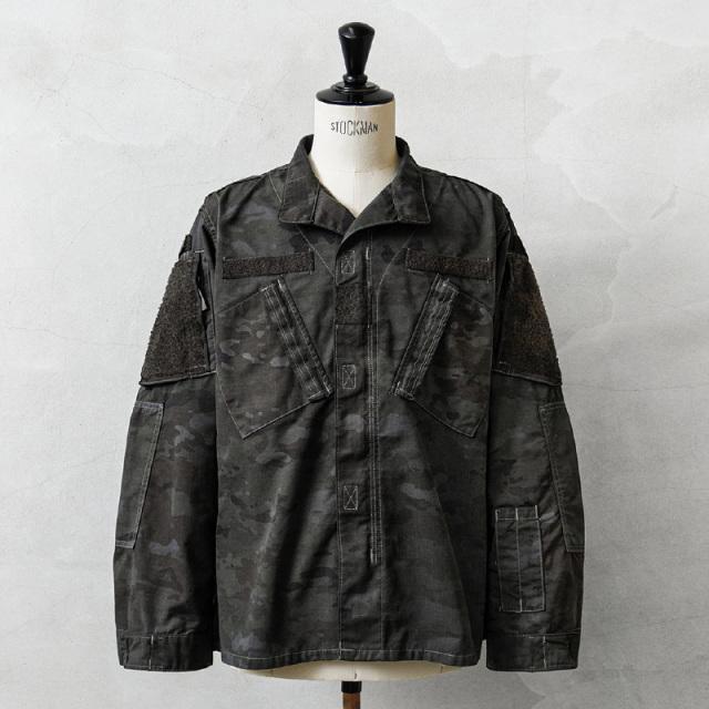 実物 USED 米軍 COMBAT ジャケット OCP スコーピオンW2 コットンナイロン BLACK染め【キャンペーン対象外】【I】
