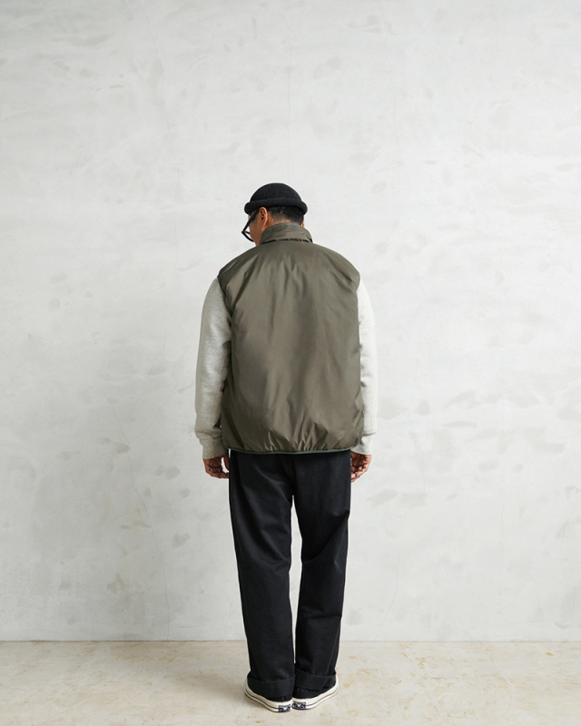 LIGHT PUFF PRIMALOFT ベスト PERTEX UNLIMITED WAIPER.inc